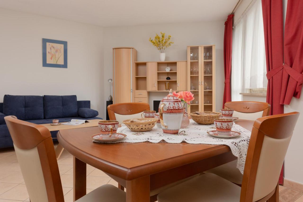 Pejzazowa Apartment Metro Wilanowska Mokotow By Noclegi Renters 华沙 外观 照片